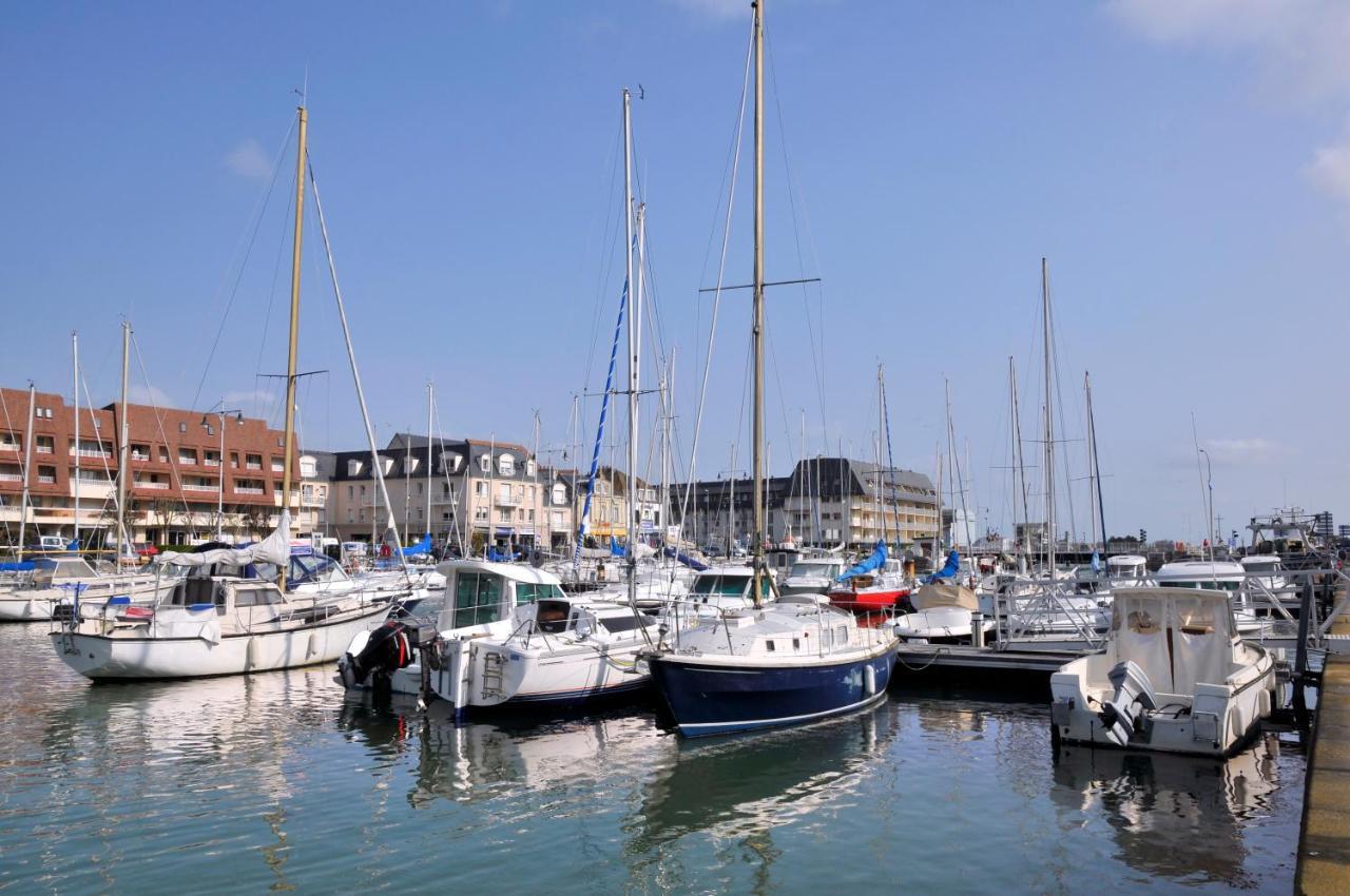 Studio avec loggia - à 200m de la plage - Parking Courseulles-sur-Mer Exterior foto